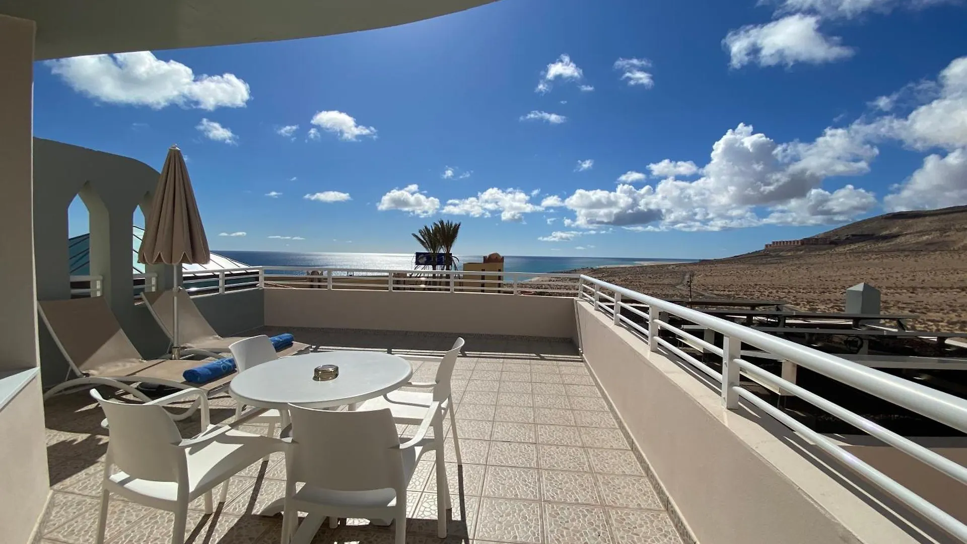 Hotel Esmeralda Maris By Livvo Costa Calma